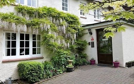 Tumbling Weir Hotel Ottery St Mary Екстер'єр фото