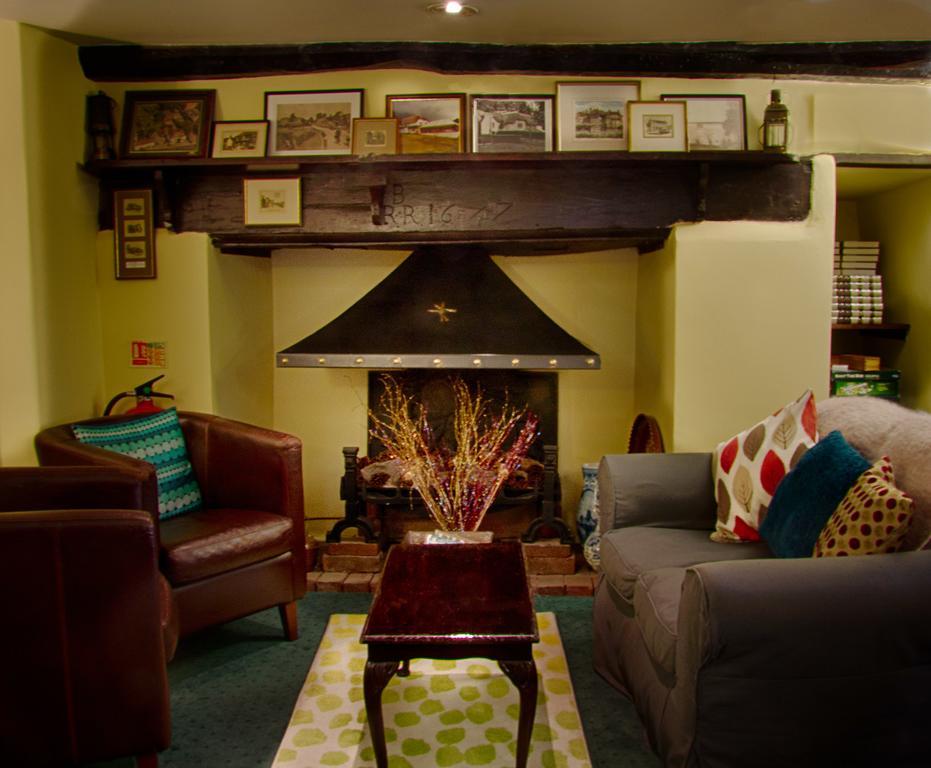 Tumbling Weir Hotel Ottery St Mary Екстер'єр фото