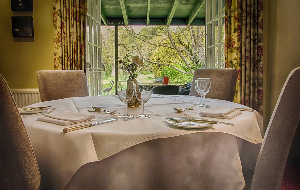 Tumbling Weir Hotel Ottery St Mary Екстер'єр фото