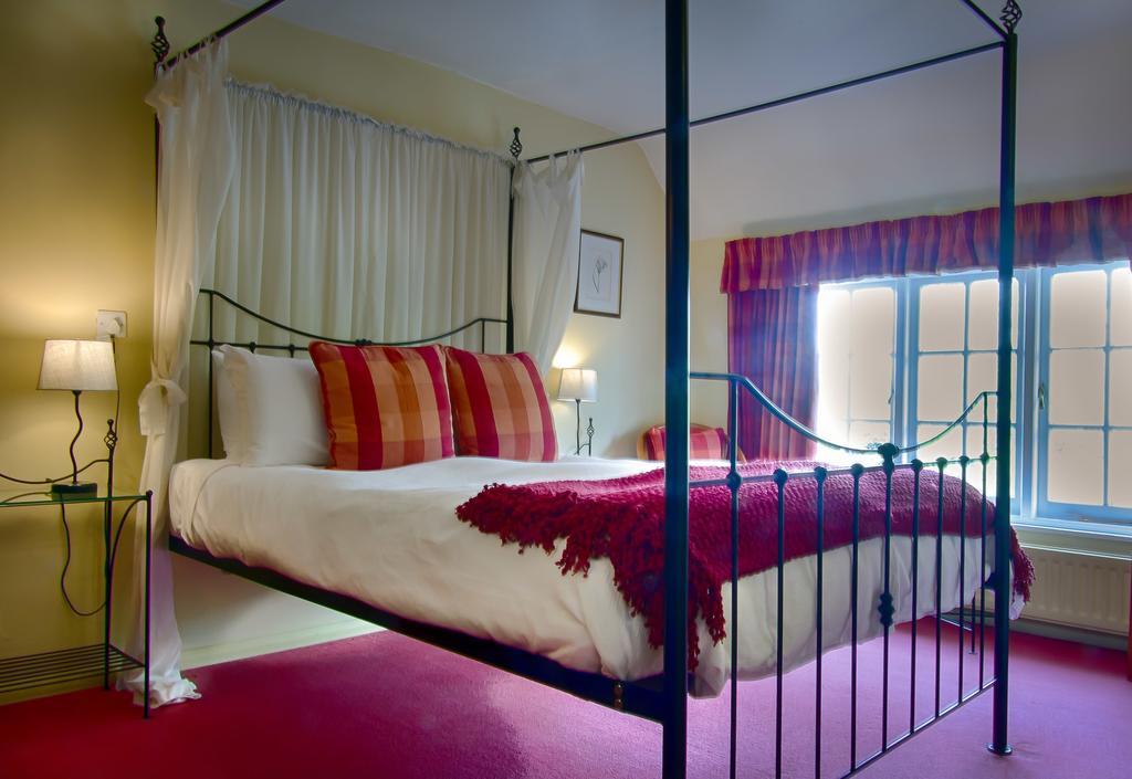 Tumbling Weir Hotel Ottery St Mary Екстер'єр фото