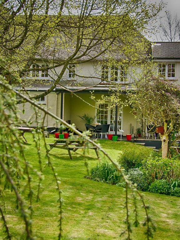 Tumbling Weir Hotel Ottery St Mary Екстер'єр фото