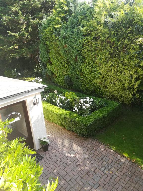 Tumbling Weir Hotel Ottery St Mary Екстер'єр фото